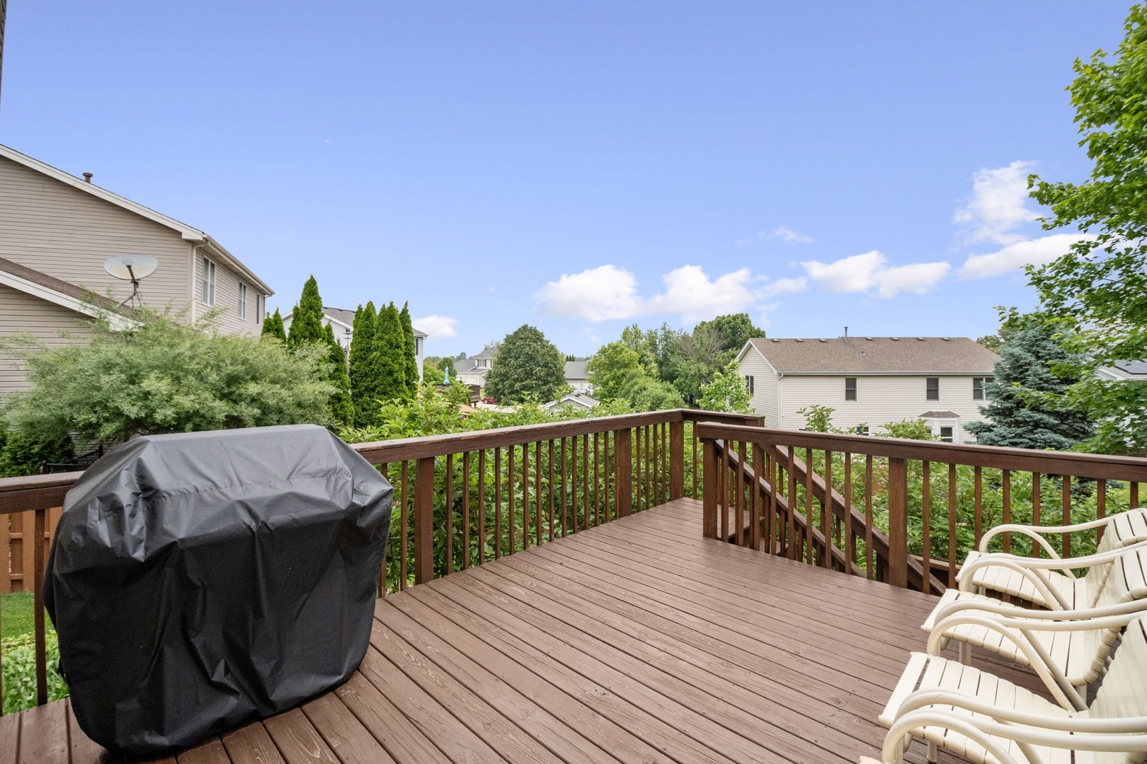 145 Barnes Road Elgin, IL 60124 - Photo 35 of 45 a view of balcony with furniture