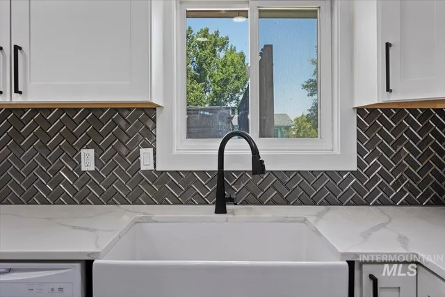 $348,000 | 616 Doris Avenue, Paul, ID 83347