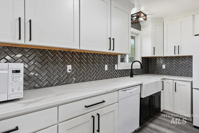 $348,000 | 616 Doris Avenue, Paul, ID 83347