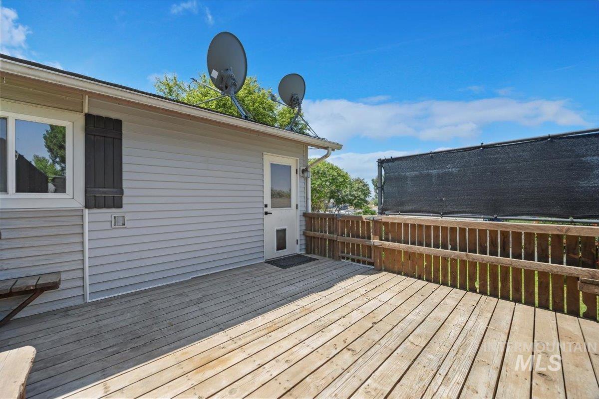 616 Doris Avenue Paul, ID 83347 - Photo 29 of 38 View of deck
