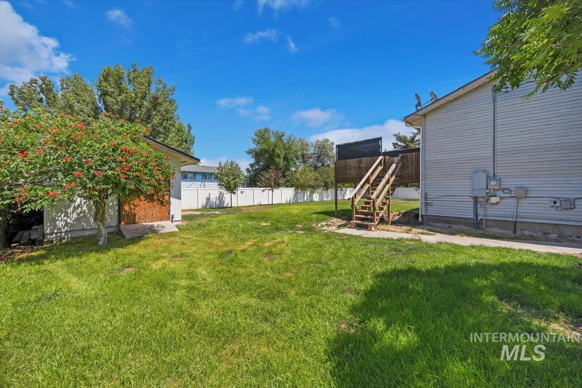 616 Doris Avenue Paul, ID 83347 - Photo 32 of 38 View of yard with stairway