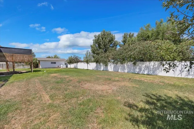 $348,000 | 616 Doris Avenue, Paul, ID 83347