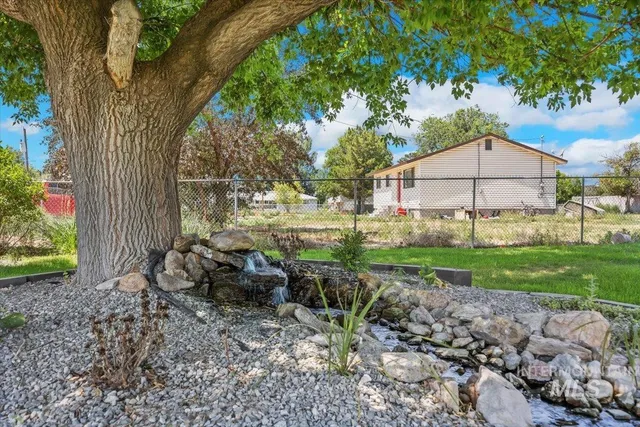 $348,000 | 616 Doris Avenue, Paul, ID 83347