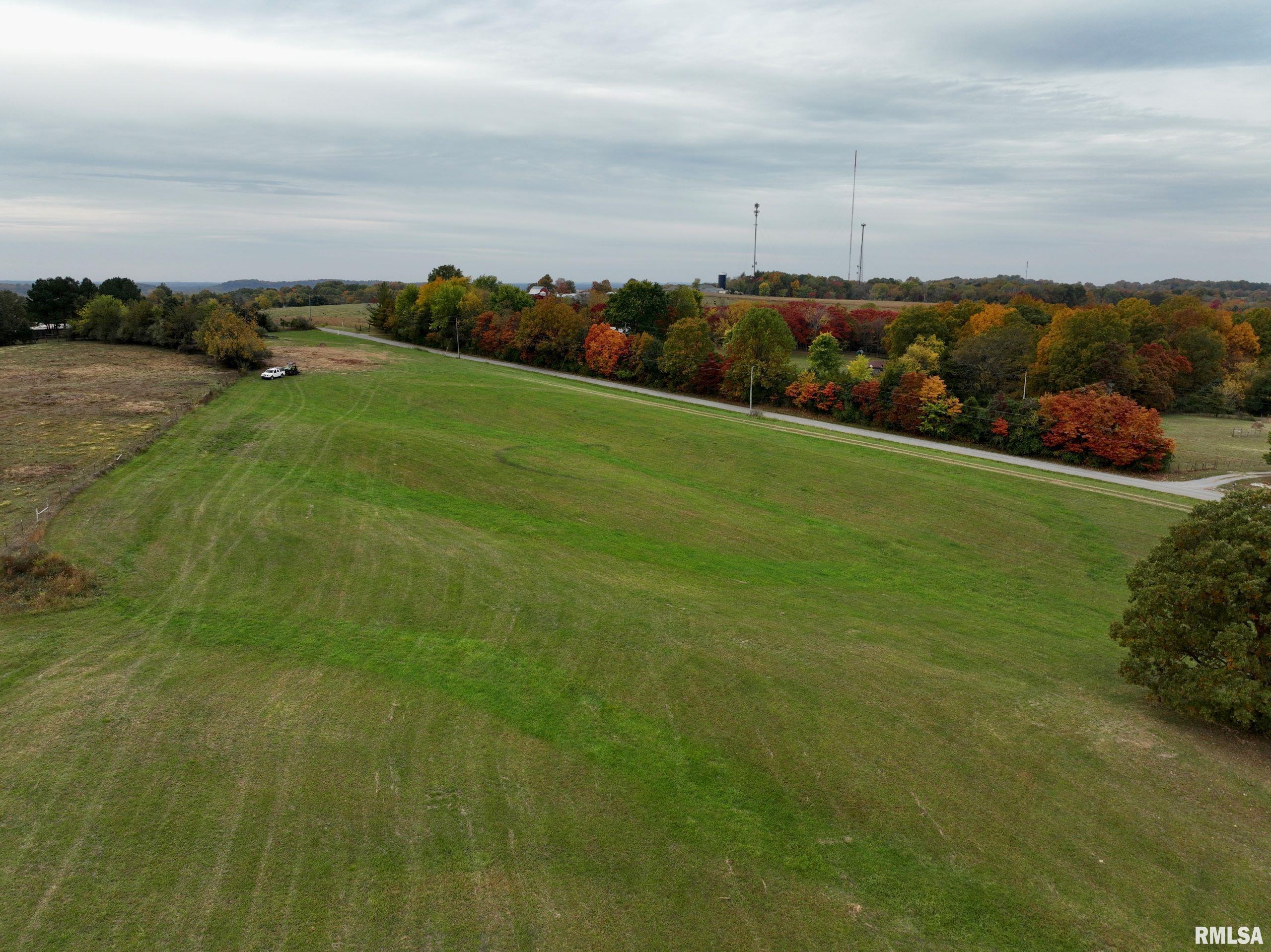 5 Friendship Loop Goreville, IL 62939 - Photo 3 of 16 Gallery Image 3