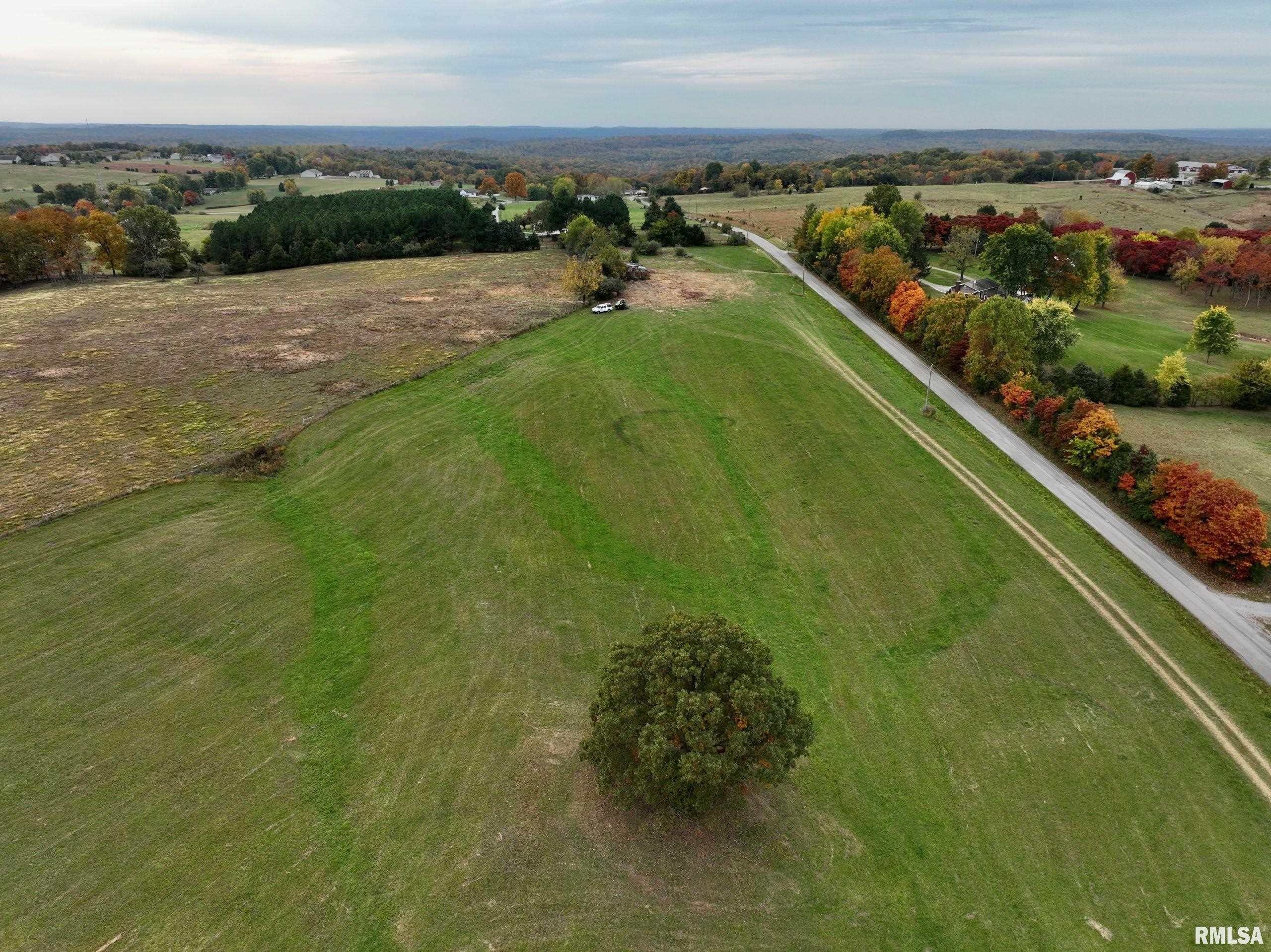 5 Friendship Loop Goreville, IL 62939 - Photo 5 of 16 Gallery Image 5