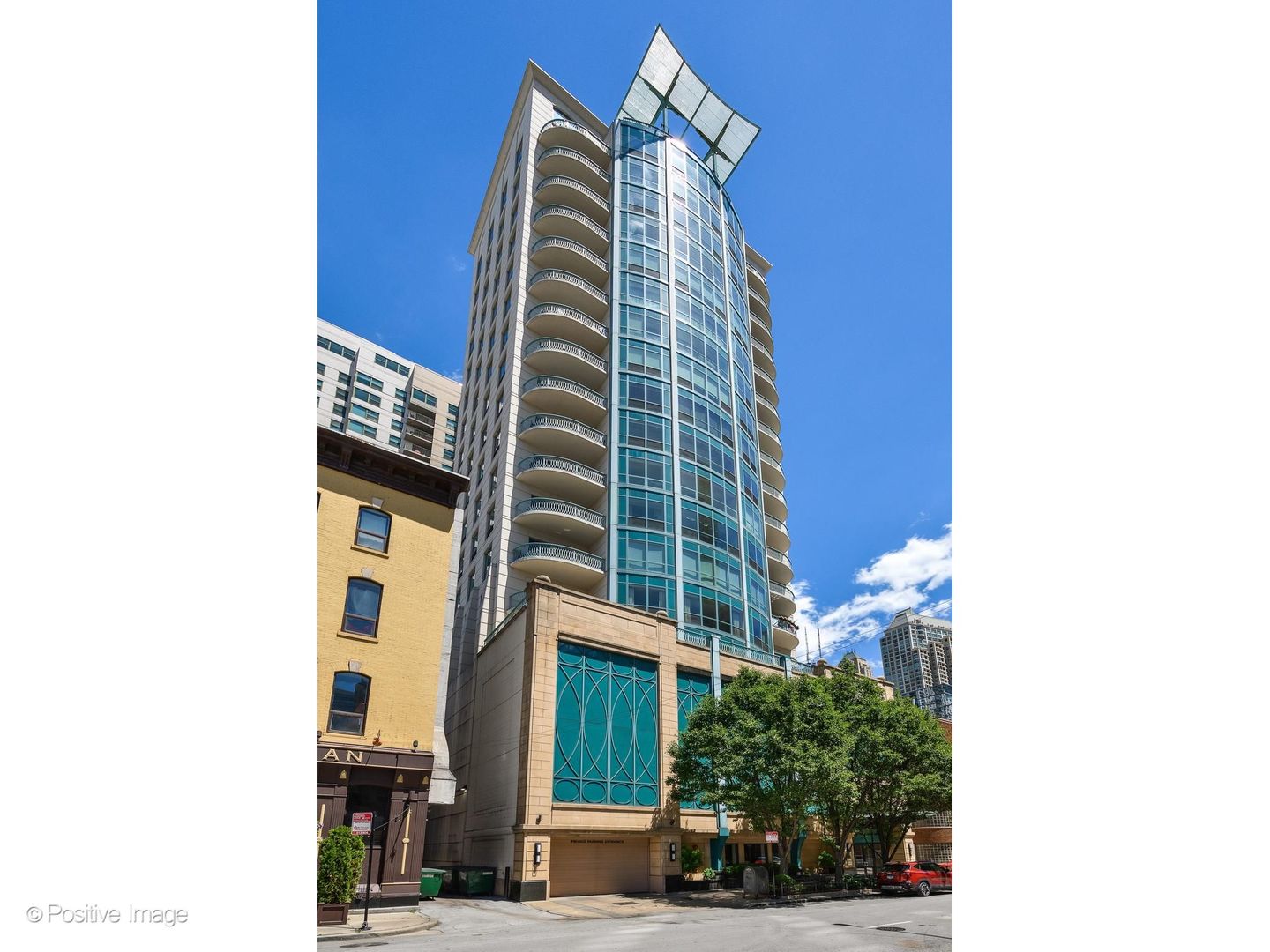 60 West Erie Street, Unit 601 Chicago, IL 60654 - Photo 1 of 33