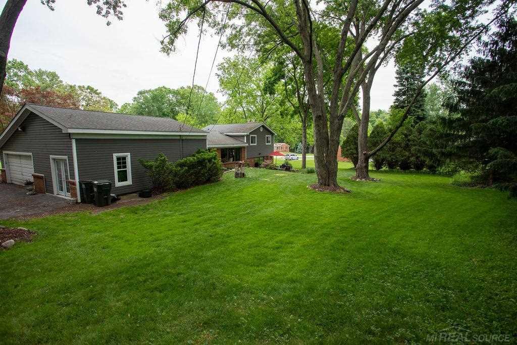 1596 Kingsmere Circle Rochester Hills, MI 48309 - Photo 22 of 23