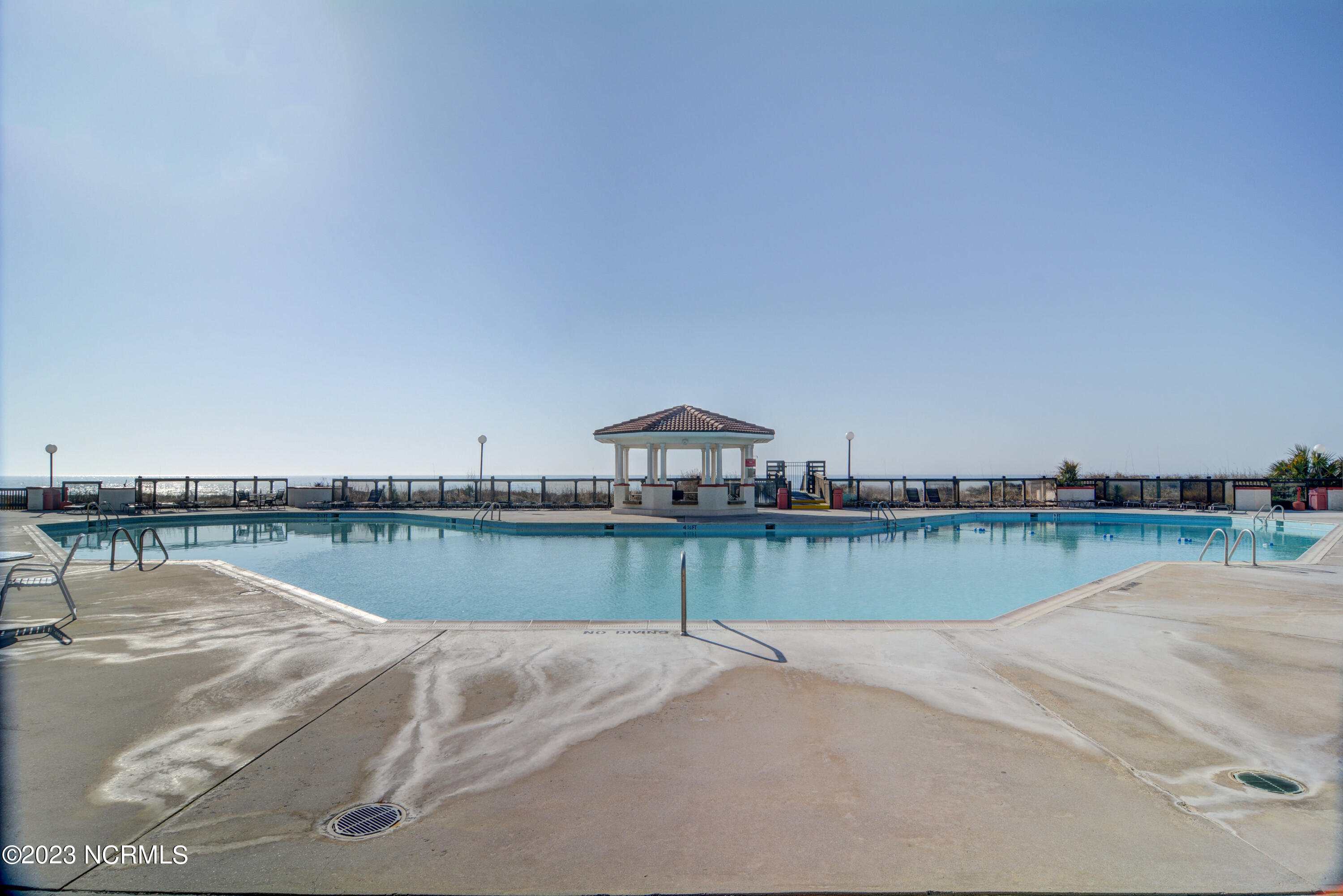790 New River Inlet Road, Unit 320A North Topsail Beach, NC 28460 - Photo 31 of 41 031_dsc_0738_39_40