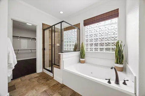 $699,500 | 14107 Hunters Lake Way Court, Houston, TX 77044