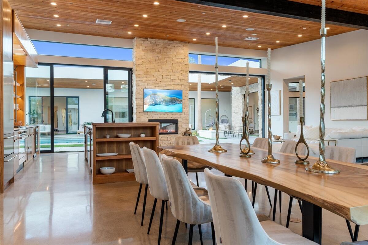 524 East Miraleste Court Palm Springs, CA 92262 - Photo 101 of 131 105-524 E Miraleste Ct -97