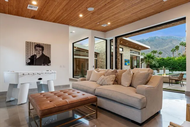 $30,000 | 524 East Miraleste Court, Palm Springs, CA 92262