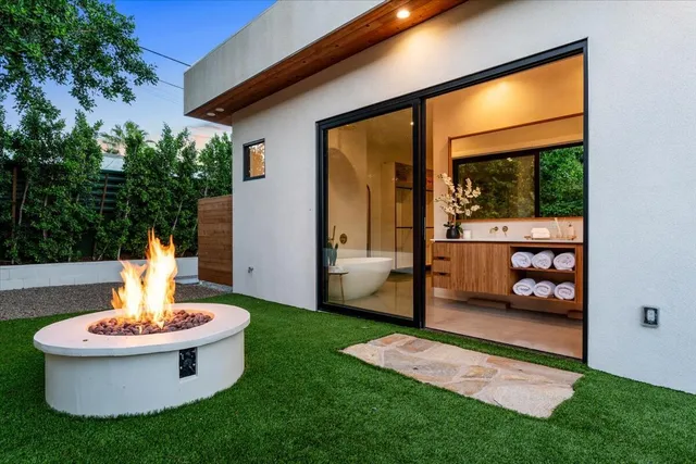 $30,000 | 524 East Miraleste Court, Palm Springs, CA 92262