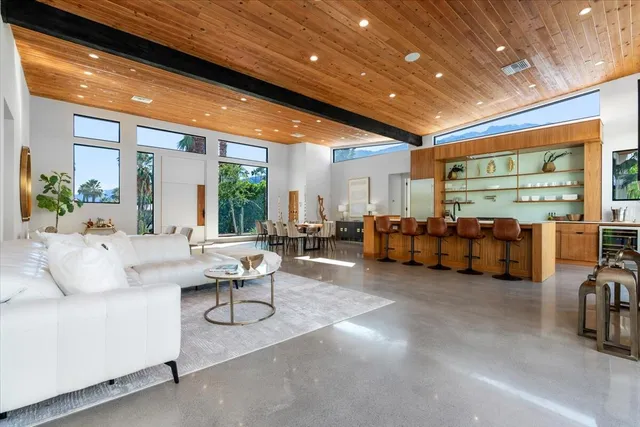 $30,000 | 524 East Miraleste Court, Palm Springs, CA 92262