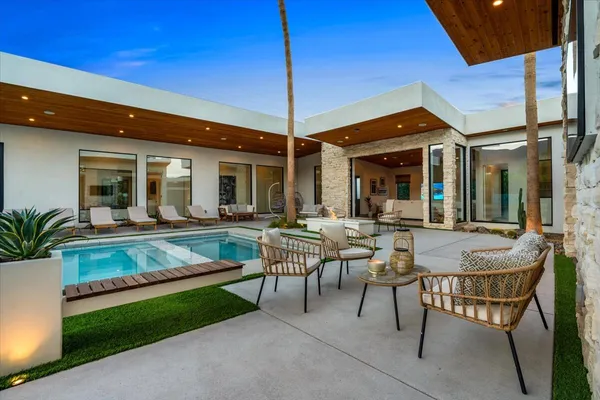 $30,000 | 524 East Miraleste Court, Palm Springs, CA 92262