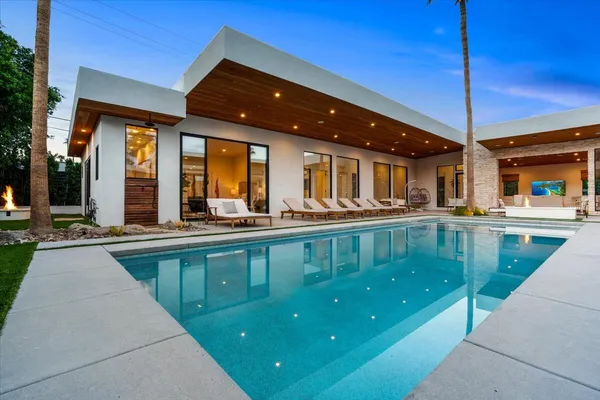 $30,000 | 524 East Miraleste Court, Palm Springs, CA 92262