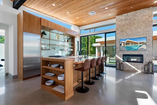 $30,000 | 524 East Miraleste Court, Palm Springs, CA 92262