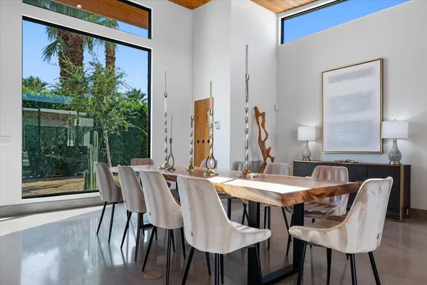 $30,000 | 524 East Miraleste Court, Palm Springs, CA 92262