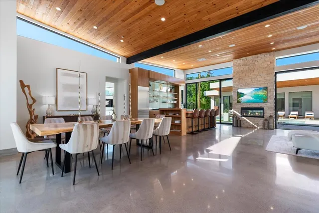 $30,000 | 524 East Miraleste Court, Palm Springs, CA 92262