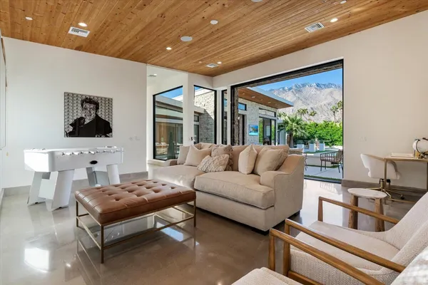 $30,000 | 524 East Miraleste Court, Palm Springs, CA 92262