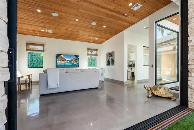 $30,000 | 524 East Miraleste Court, Palm Springs, CA 92262