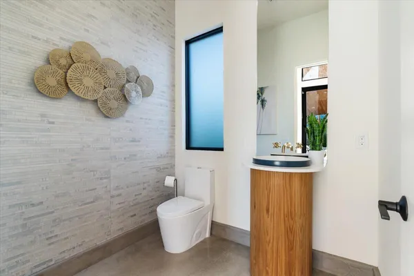 $30,000 | 524 East Miraleste Court, Palm Springs, CA 92262