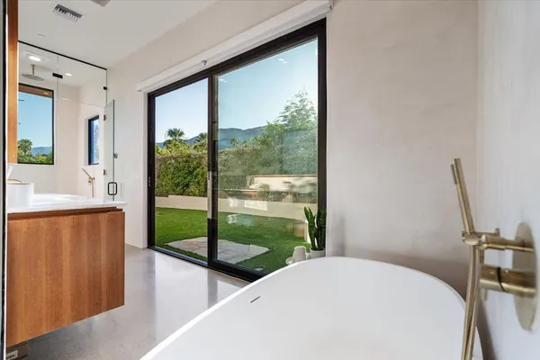 $30,000 | 524 East Miraleste Court, Palm Springs, CA 92262