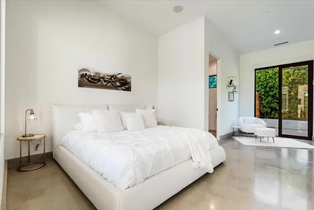 $30,000 | 524 East Miraleste Court, Palm Springs, CA 92262