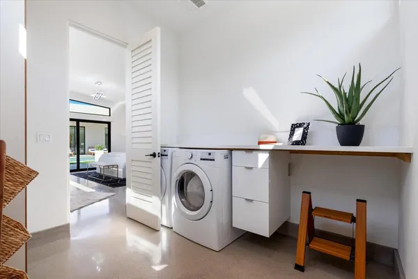 $30,000 | 524 East Miraleste Court, Palm Springs, CA 92262