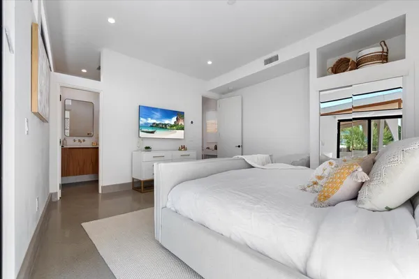 $30,000 | 524 East Miraleste Court, Palm Springs, CA 92262