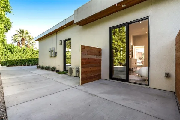 $30,000 | 524 East Miraleste Court, Palm Springs, CA 92262