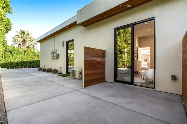 $30,000 | 524 East Miraleste Court, Palm Springs, CA 92262