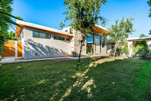 $30,000 | 524 East Miraleste Court, Palm Springs, CA 92262