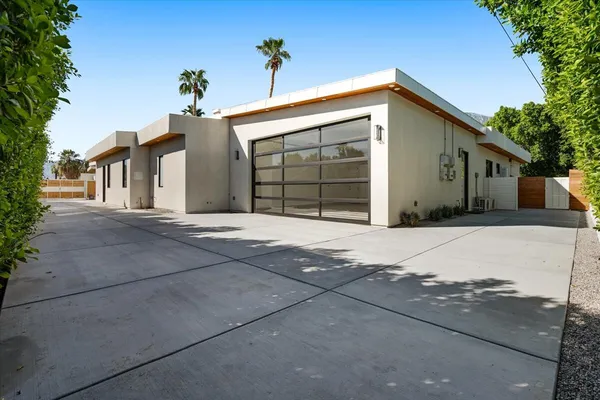 $30,000 | 524 East Miraleste Court, Palm Springs, CA 92262