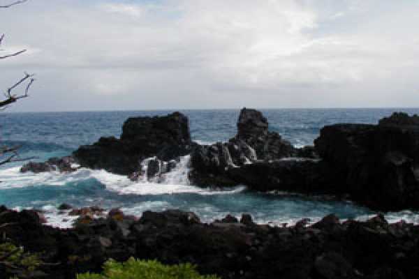 13 Beach Road Pahoa, HI 96778 - Photo 1 of 4 a view of a lake