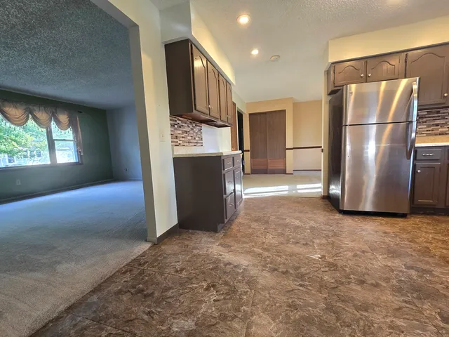 $215,000 | 420 North Fourth Street, Clifton, IL 60927