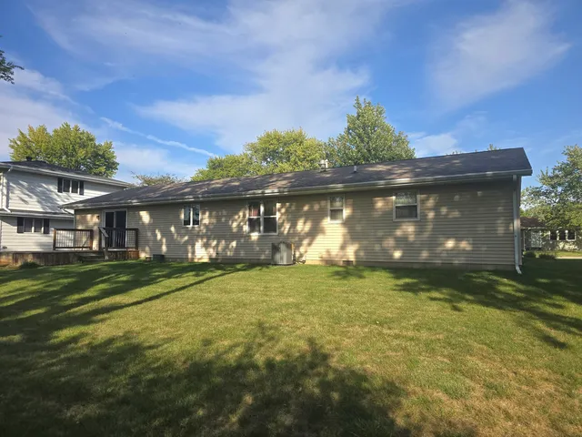 $215,000 | 420 North Fourth Street, Clifton, IL 60927