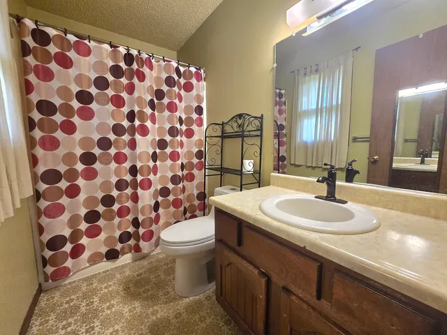 $215,000 | 420 North Fourth Street, Clifton, IL 60927