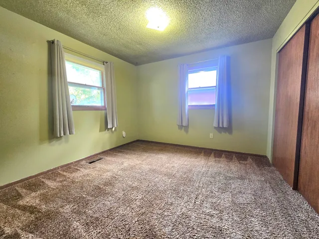 $215,000 | 420 North Fourth Street, Clifton, IL 60927