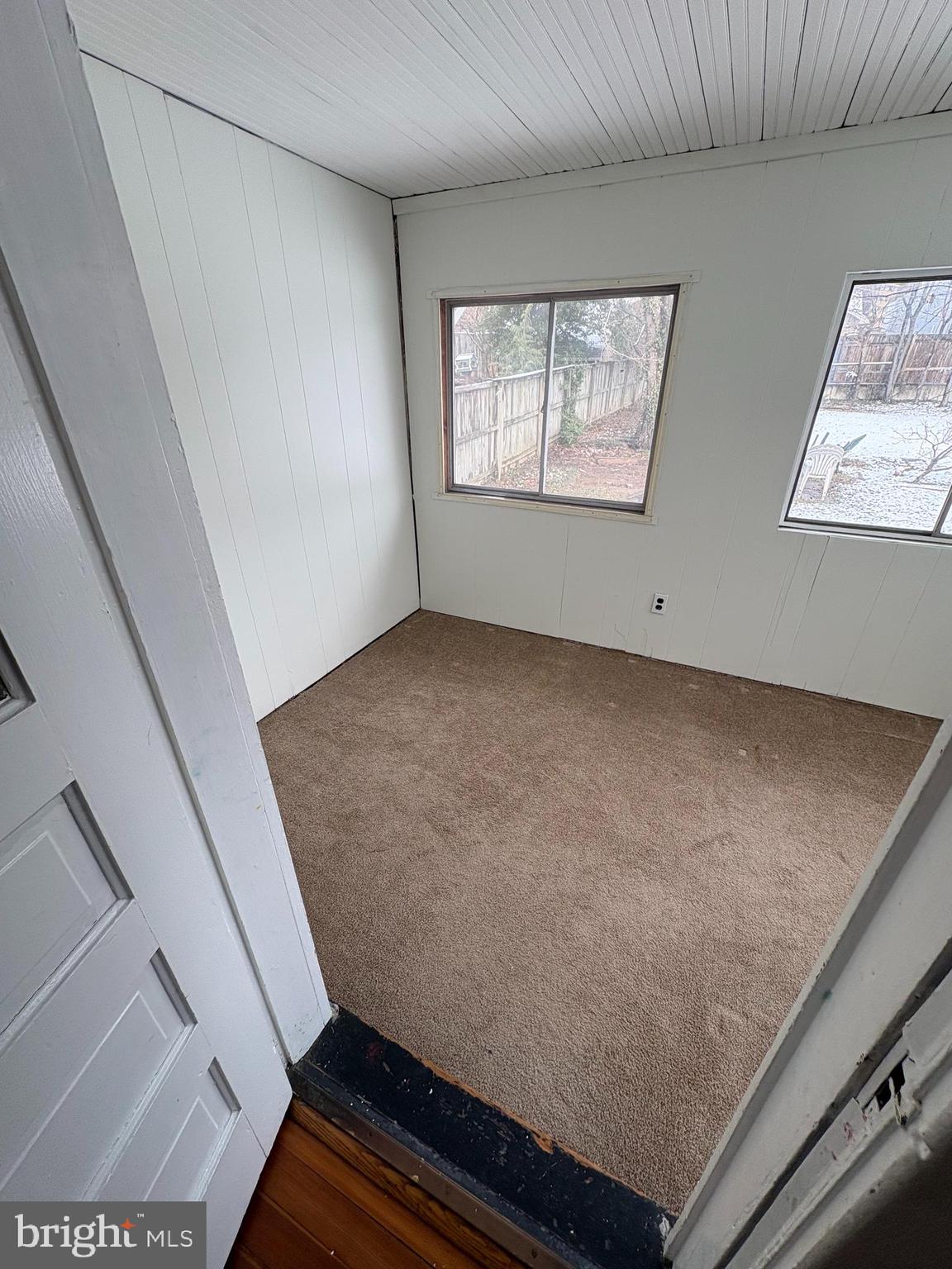 523 24th Street South Arlington, VA 22202 - Photo 11 of 18 a view of an empty room and window