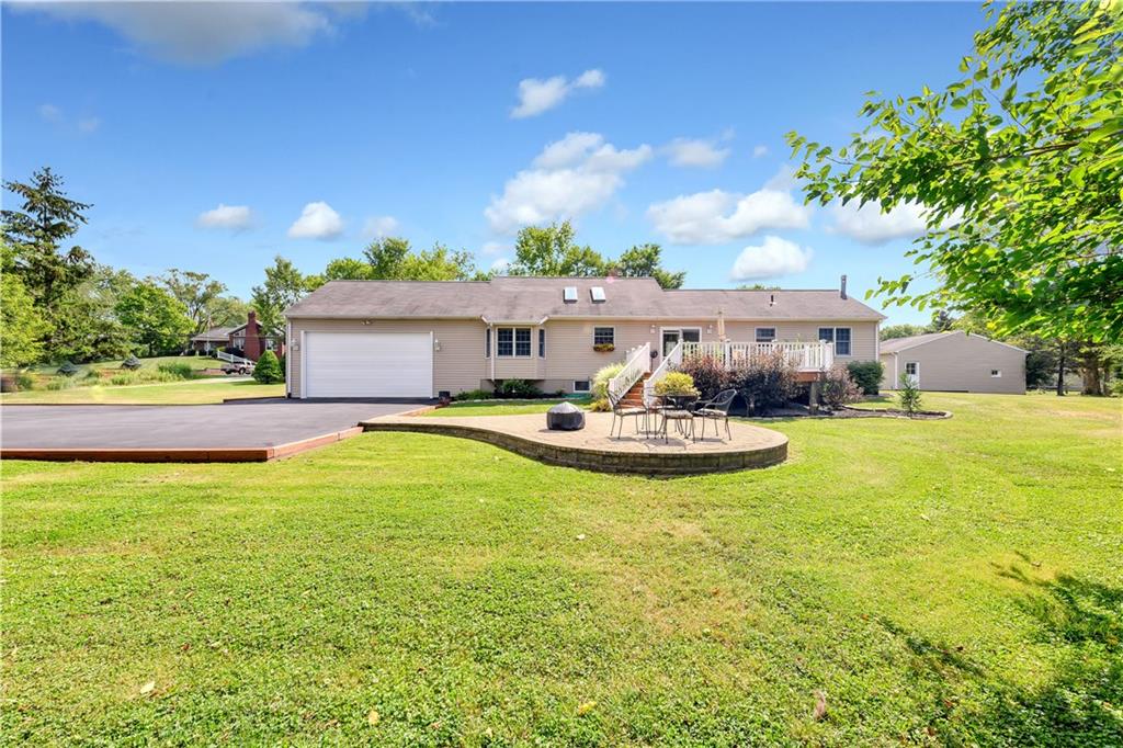 407 Large Drive Cheswick, PA 15024 - Photo 1 of 25