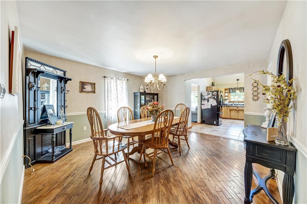 407 Large Drive Cheswick, PA 15024 - Photo 10 of 25