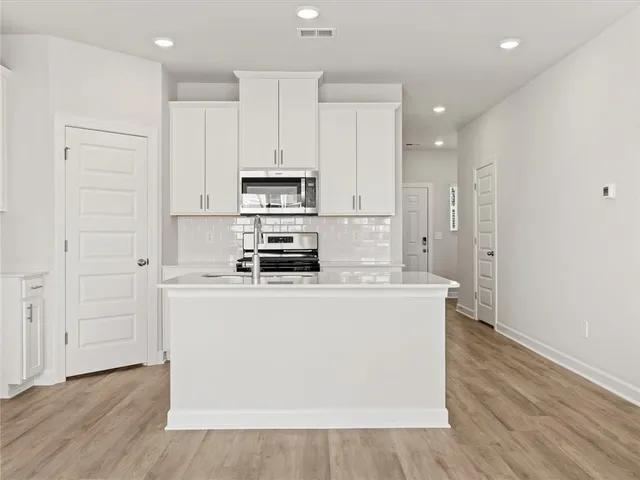 $227,900 | 122 Arrow Court, Greer, SC 29651