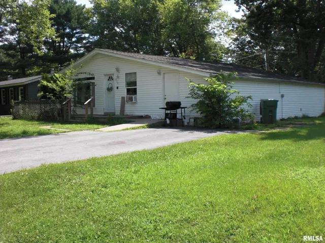 $119,000 | 216 South Pecan Street, De Soto, IL 62924