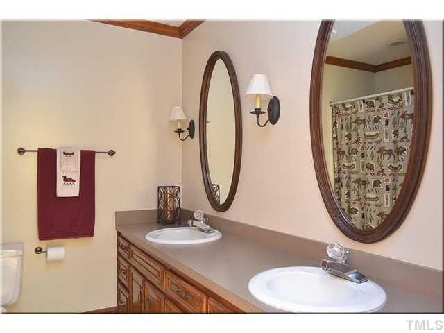 2400 Beechview Court Raleigh, NC 27615 - Photo 22 of 25 Bathroom
