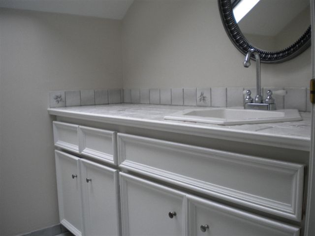 1801 Roslyn Road Grosse Pointe, MI 48236 - Photo 18 of 18 31062028-17.JPG