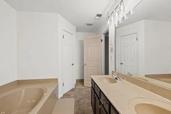 $319,900 | 4735 Harvest Knoll Cove North, Memphis, TN 38125