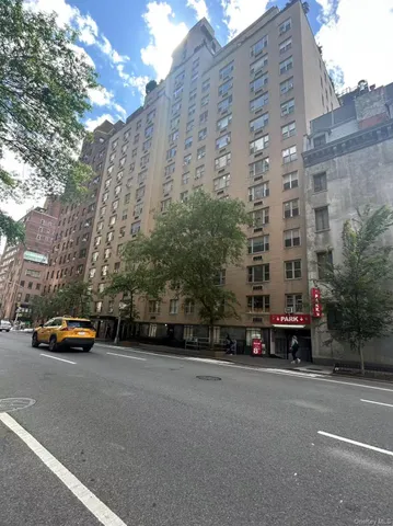 $675,000 | 310 Lexington Avenue, Unit 5A | Murray Hill