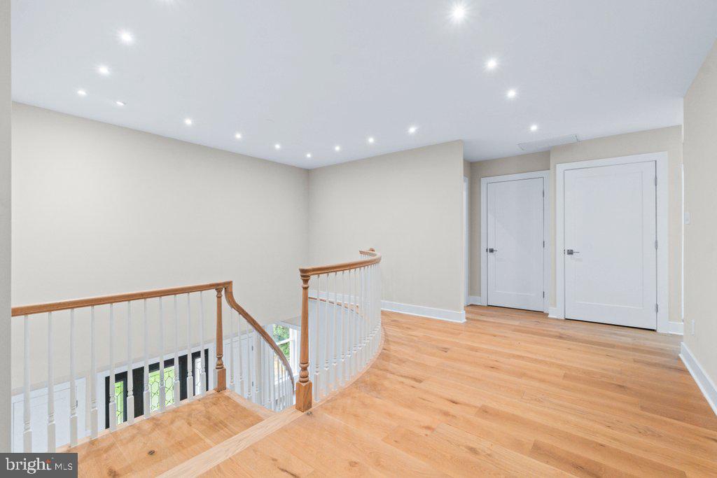 6002 Onondaga Road Bethesda, MD 20816 - Photo 34 of 70