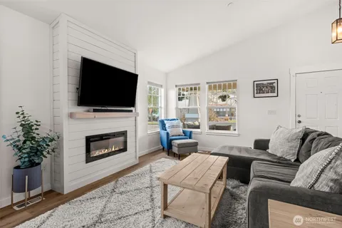 $600,000 | 1673 Palisade Boulevard, DuPont, WA 98327