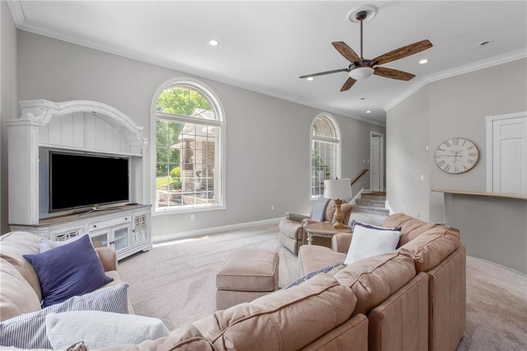 1175 Dutch Ridge Road Beaver, PA 15009 - Photo 18 of 25 Gallery Image 18